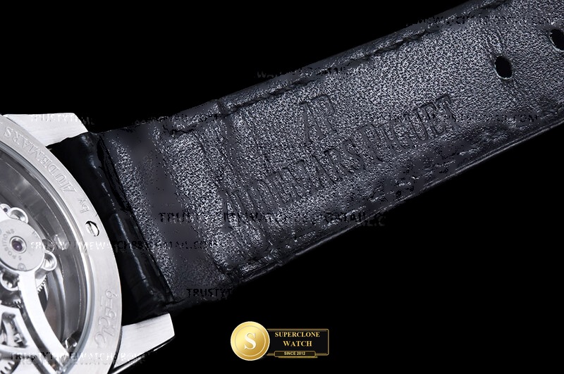 Audemars Piguet Ref. AP0887A ASIAN - On-Wrist Presence & Case Thickness View (Photo 17 of 28)