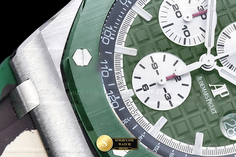 Audemars Piguet Ref. 26400 ASIAN - On-Wrist Presence & Case Thickness View (Photo 7 of 24)