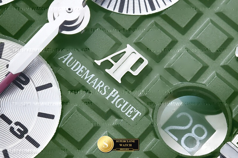 Audemars Piguet Ref. 26400 ASIAN - Crown Guard & Dial Lume Verification (Photo 8 of 24)