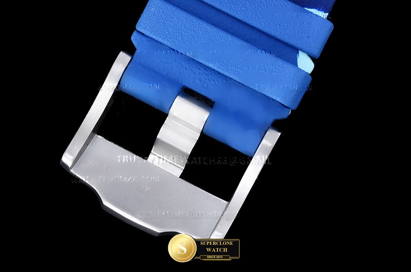 Audemars Piguet Ref. 26400 ASIAN - Crown Guard & Dial Lume Verification (Photo 20 of 24)