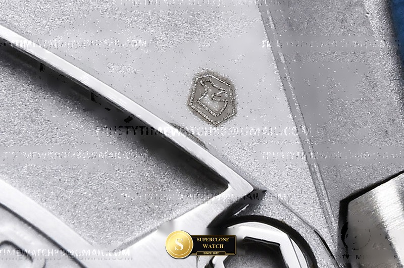 Audemars Piguet Ref. AP0891B ASIAN - On-Wrist Presence & Case Thickness View (Photo 21 of 26)