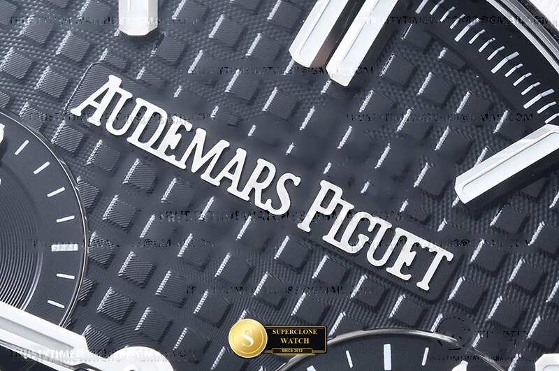 Audemars Piguet Ref. 26240 APSF - Crown Guard & Dial Lume Verification (Photo 8 of 24)