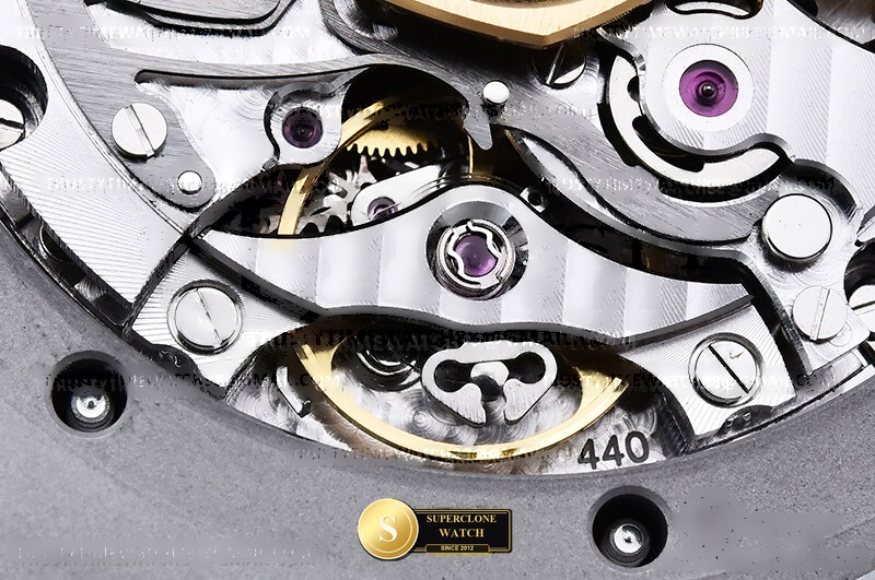 Audemars Piguet Ref. 26240 APSF - Crown Guard & Dial Lume Verification (Photo 20 of 24)