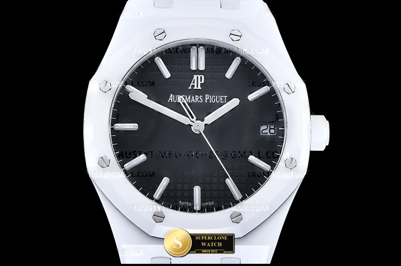Audemars Piguet Ref. 15500 APSF - Clasp & Solid 904L Bracelet Detail (Photo 3 of 26)
