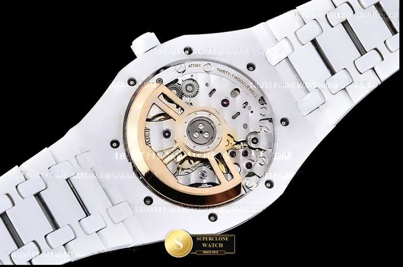 Audemars Piguet Ref. 15500 APSF - On-Wrist Presence & Case Thickness View (Photo 19 of 26)
