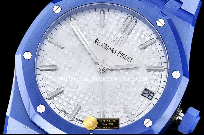 Audemars Piguet Ref. 15500 APSF - Exhibition Caseback & Cloned Calibre Movement (Photo 4 of 25)