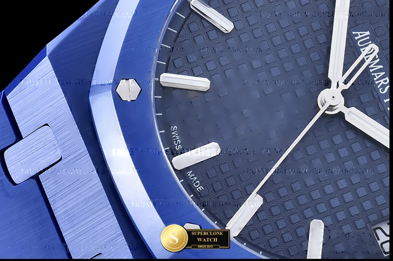 Audemars Piguet Ref. 15500 APSF - On-Wrist Presence & Case Thickness View (Photo 7 of 25)