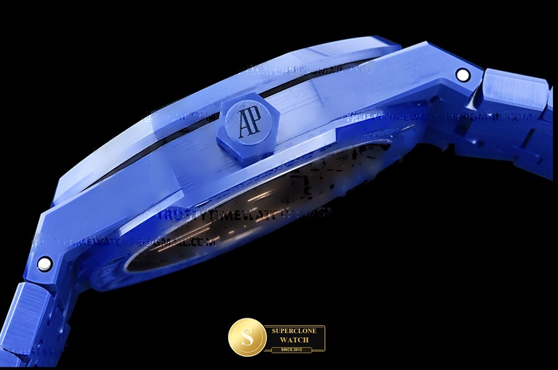Audemars Piguet Ref. 15500 APSF - Crown Guard & Dial Lume Verification (Photo 14 of 25)