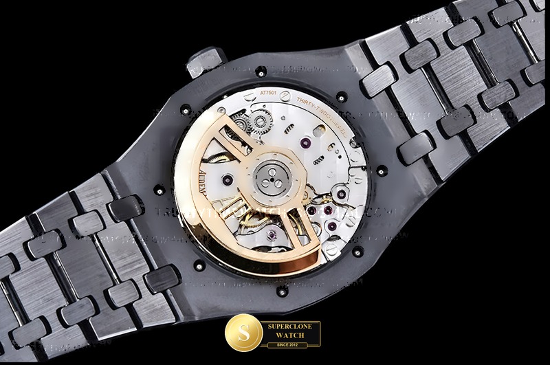 Audemars Piguet Ref. 15500 APSF - On-Wrist Presence & Case Thickness View (Photo 19 of 25)