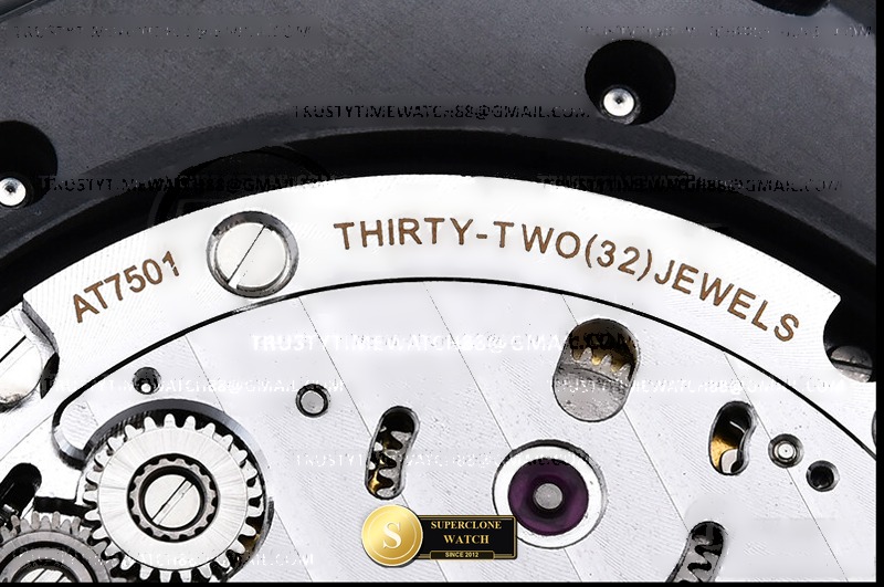 Audemars Piguet Ref. 15500 APSF - On-Wrist Presence & Case Thickness View (Photo 23 of 25)