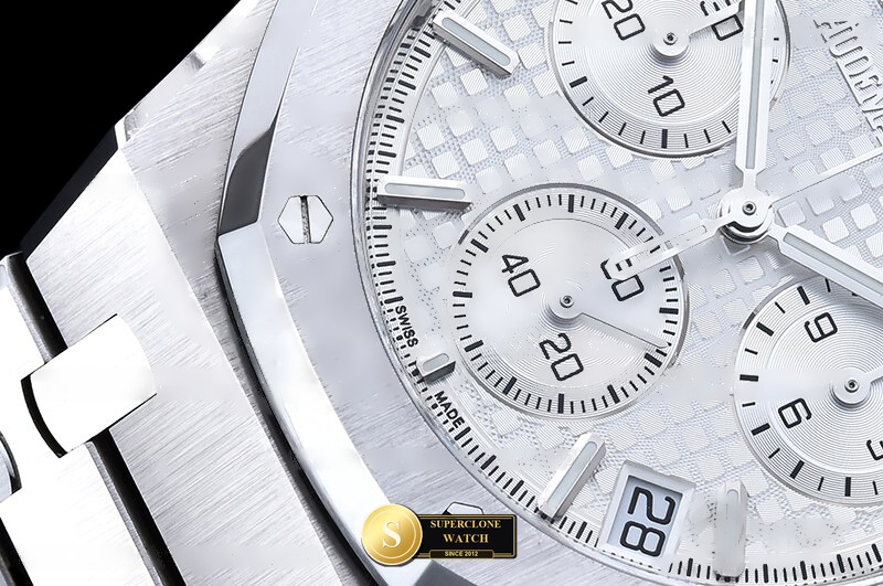 Audemars Piguet Ref. 26240 DDF - Crown Guard & Dial Lume Verification (Photo 8 of 24)