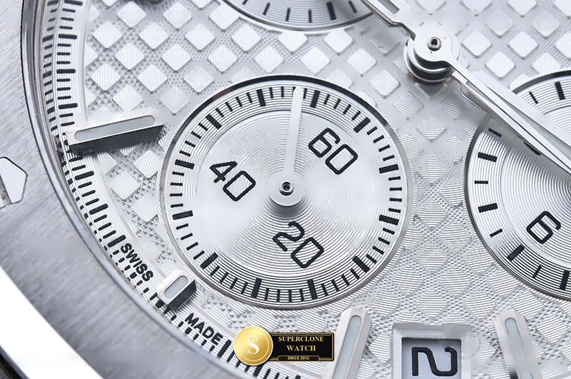 Audemars Piguet Ref. 26240 DDF - Crown Guard & Dial Lume Verification (Photo 10 of 24)