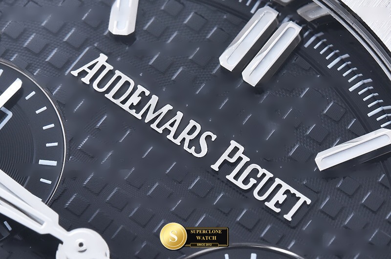 Audemars Piguet Ref. 26240 APSF - Crown Guard & Dial Lume Verification (Photo 8 of 23)