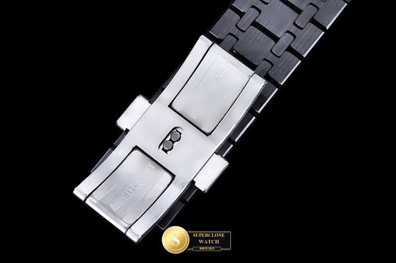 Audemars Piguet Ref. 26240 APSF - Crown Guard & Dial Lume Verification (Photo 12 of 21)