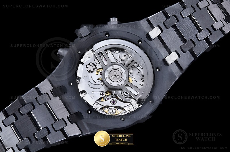 Audemars Piguet Ref. 26240 APSF - On-Wrist Presence & Case Thickness View (Photo 13 of 18)