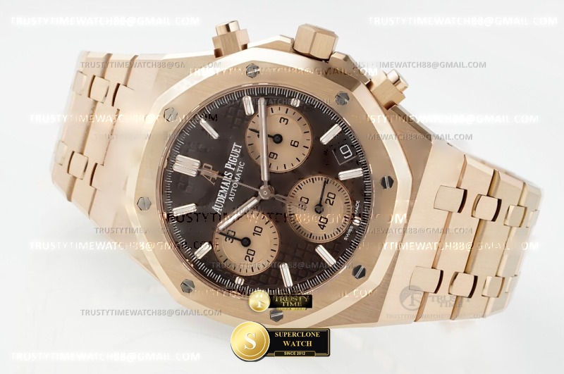 Audemars Piguet Ref. 26240 APSF - Lug-to-Lug & Rehaut Engraving View (Photo 5 of 10)