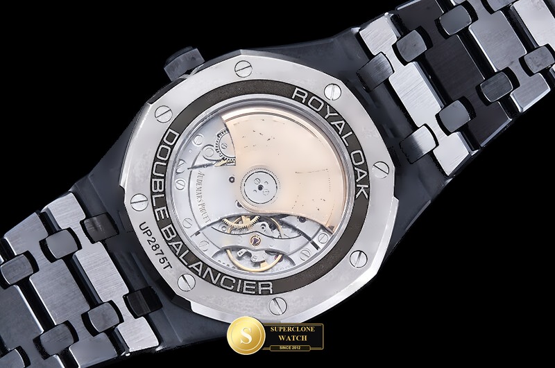Audemars Piguet Ref. 15400 THB - Crown Guard & Dial Lume Verification (Photo 16 of 25)