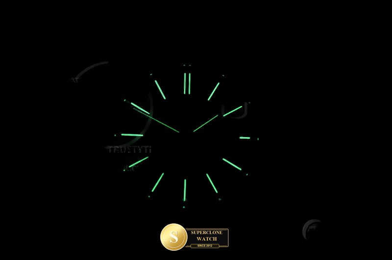 Audemars Piguet Ref. 15400 THB - On-Wrist Presence & Case Thickness View (Photo 25 of 25)