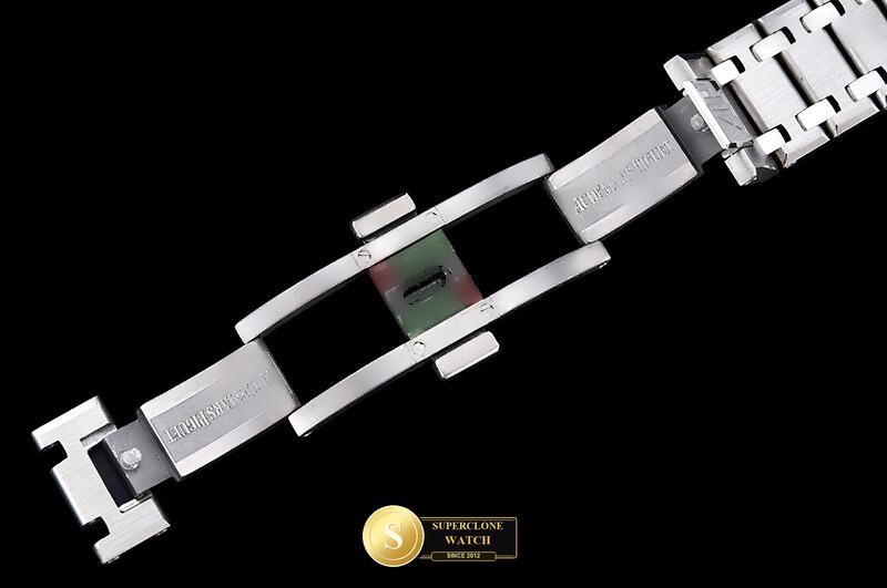Audemars Piguet Ref. AP0925 ZF - Crown Guard & Dial Lume Verification (Photo 12 of 27)