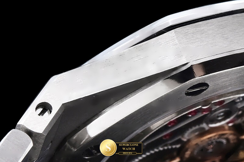 Audemars Piguet Ref. AP0925 ZF - Crown Guard & Dial Lume Verification (Photo 18 of 27)