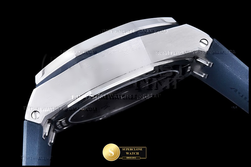 Audemars Piguet Ref. AP0926B APSF - Crown Guard & Dial Lume Verification (Photo 14 of 24)