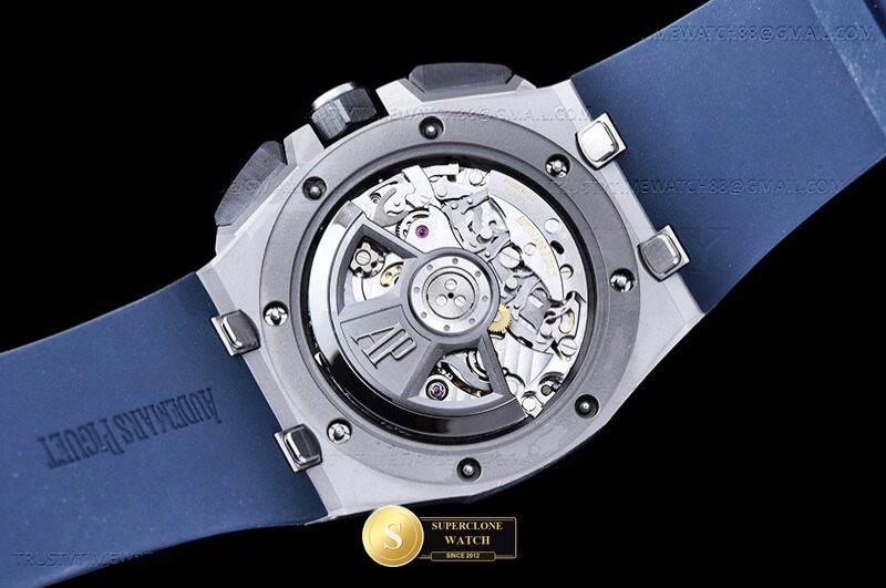 Audemars Piguet Ref. AP0926B APSF - On-Wrist Presence & Case Thickness View (Photo 19 of 24)