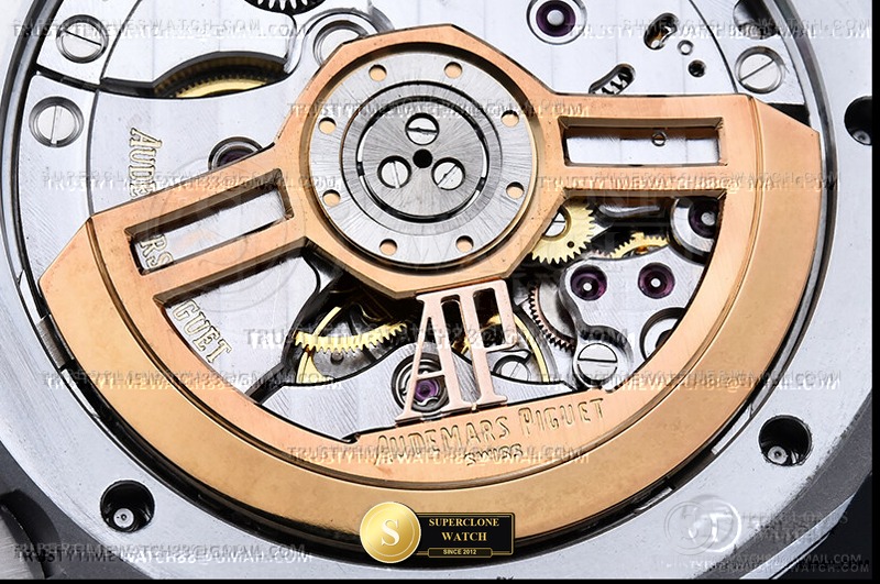 Audemars Piguet Ref. 15510 DDF - On-Wrist Presence & Case Thickness View (Photo 21 of 27)
