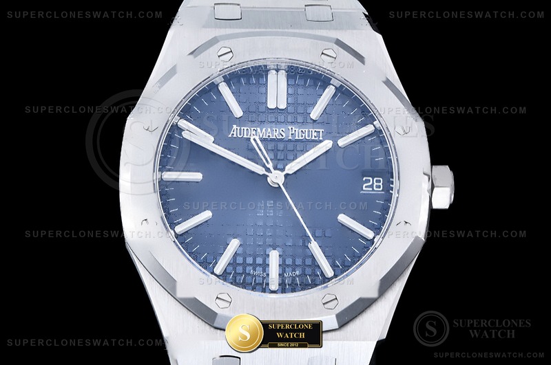 Audemars Piguet Ref. 15510 DDF - Clasp & Solid 904L Bracelet Detail (Photo 3 of 27)