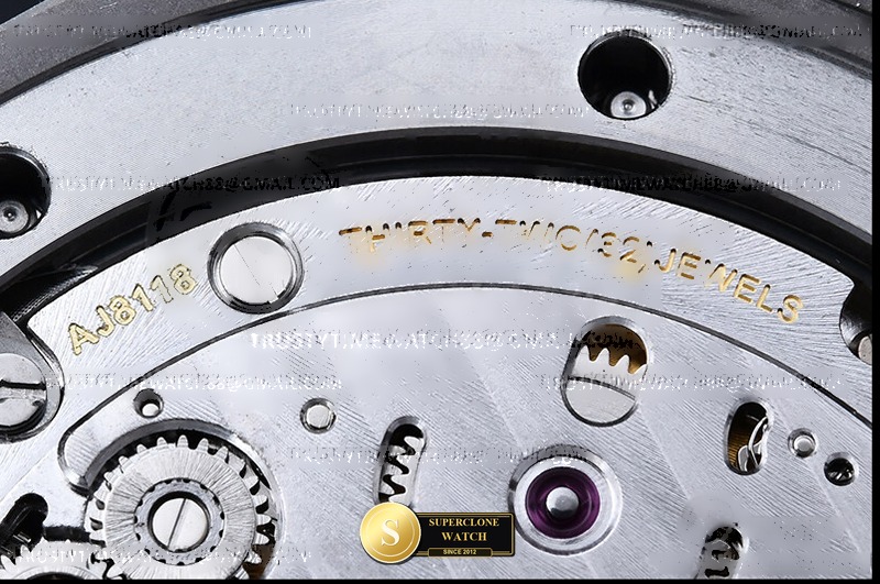 Audemars Piguet Ref. 15510 DDF - Crown Guard & Dial Lume Verification (Photo 24 of 27)