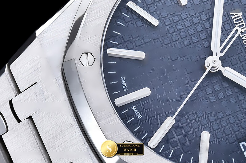 Audemars Piguet Ref. 15510 APSF - On-Wrist Presence & Case Thickness View (Photo 7 of 28)