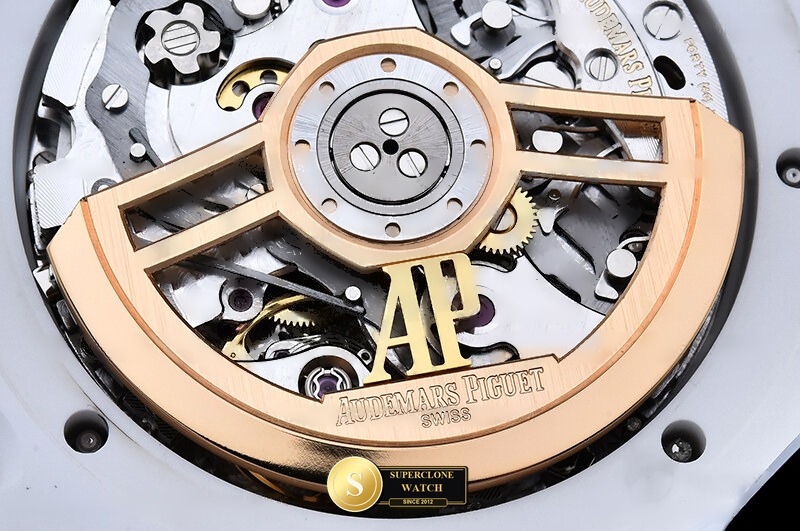 Audemars Piguet Ref. 26240 APSF - On-Wrist Presence & Case Thickness View (Photo 21 of 26)