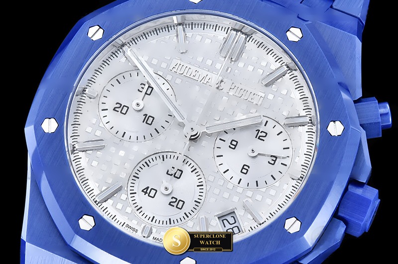 Audemars Piguet Ref. 26240 APSF - Lug-to-Lug & Rehaut Engraving View (Photo 5 of 27)