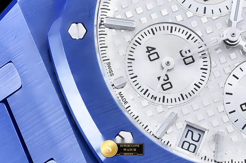 Audemars Piguet Ref. 26240 APSF - On-Wrist Presence & Case Thickness View (Photo 7 of 27)