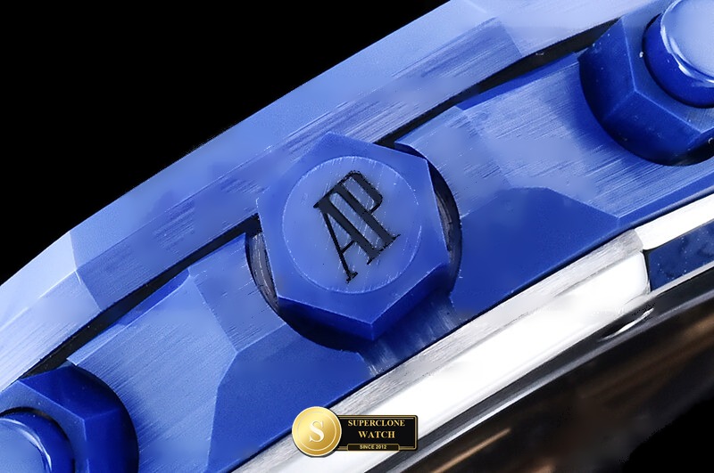 Audemars Piguet Ref. 26240 APSF - On-Wrist Presence & Case Thickness View (Photo 15 of 27)