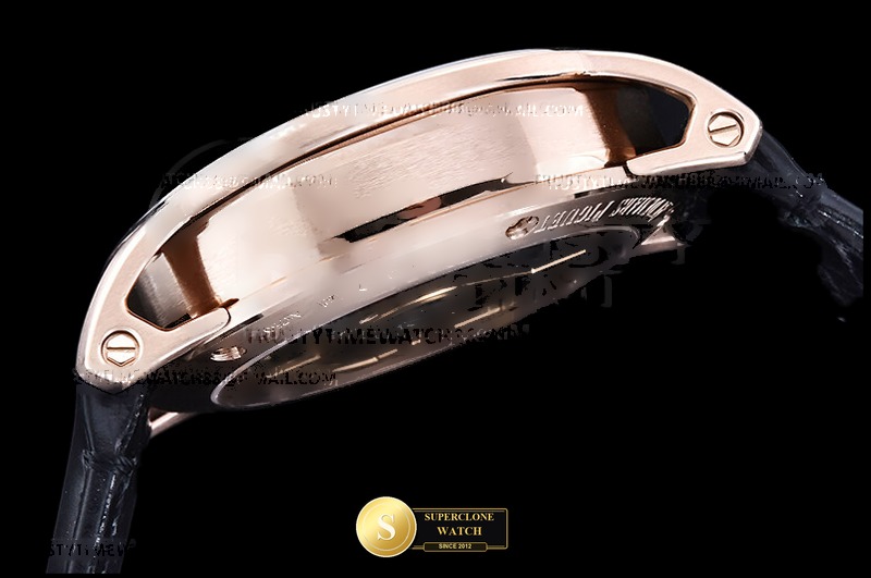 Audemars Piguet Ref. AP0887C ASIAN - On-Wrist Presence & Case Thickness View (Photo 17 of 25)