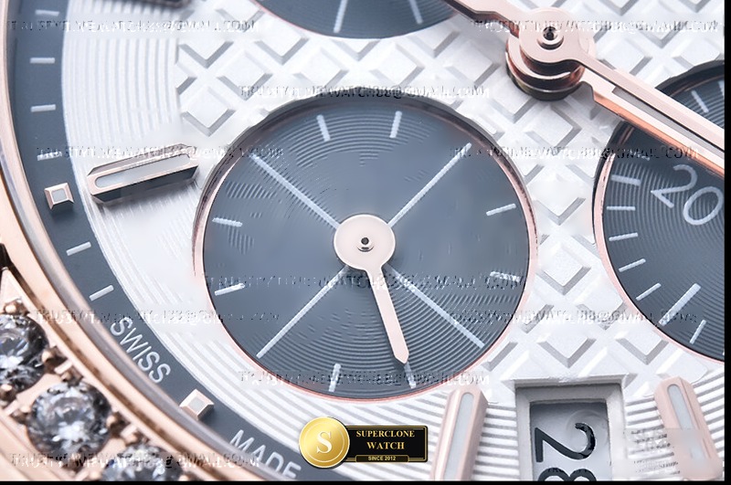 Audemars Piguet Ref. 26231 APSF - On-Wrist Presence & Case Thickness View (Photo 9 of 24)