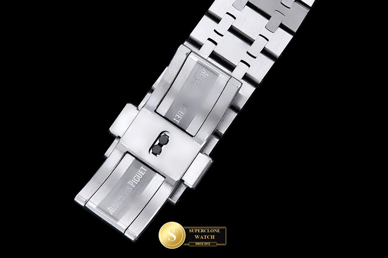 Audemars Piguet Ref. 15500 APSF - Crown Guard & Dial Lume Verification (Photo 12 of 29)