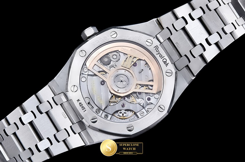 Audemars Piguet Ref. 15500 APSF - On-Wrist Presence & Case Thickness View (Photo 19 of 29)