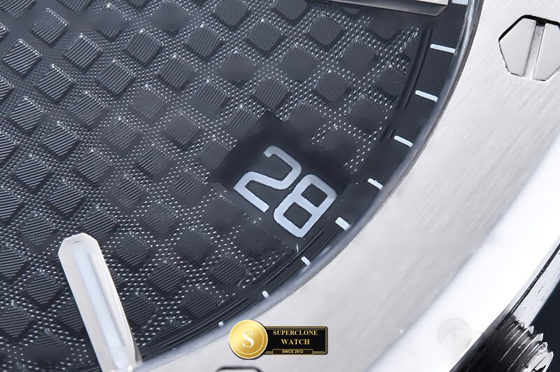Audemars Piguet Ref. 15500 APSF - Crown Guard & Dial Lume Verification (Photo 8 of 29)