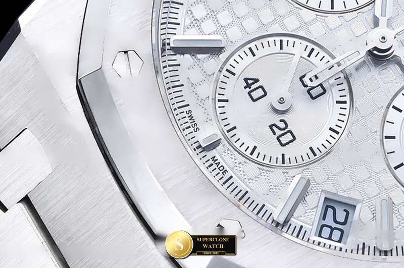 Audemars Piguet Ref. 26240 DDF - On-Wrist Presence & Case Thickness View (Photo 7 of 27)