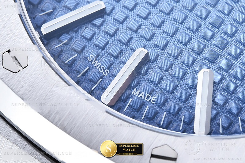 Audemars Piguet Ref. 15510 DDF - Crown Guard & Dial Lume Verification (Photo 10 of 30)