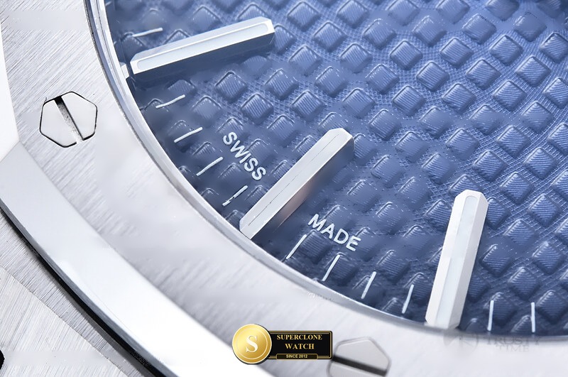Audemars Piguet Ref. 15510 DDF - Crown Guard & Dial Lume Verification (Photo 10 of 30)