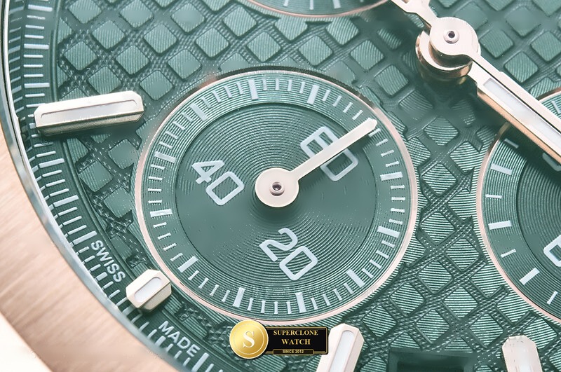 Audemars Piguet Ref. 26240 DDF - Crown Guard & Dial Lume Verification (Photo 8 of 26)