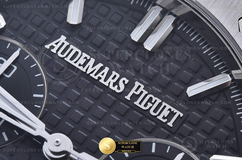 Audemars Piguet Ref. 26240 TOP - Crown Guard & Dial Lume Verification (Photo 8 of 26)