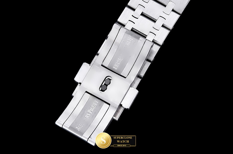 Audemars Piguet Ref. 26240 TOP - Crown Guard & Dial Lume Verification (Photo 12 of 26)