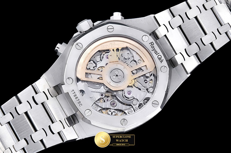 Audemars Piguet Ref. 26240 ZF - Crown Guard & Dial Lume Verification (Photo 18 of 28)