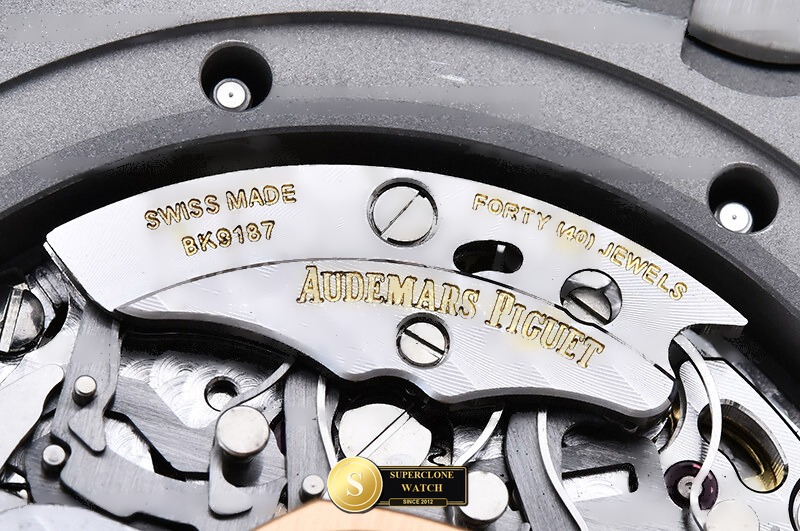 Audemars Piguet Ref. 26240 ZF - On-Wrist Presence & Case Thickness View (Photo 25 of 28)