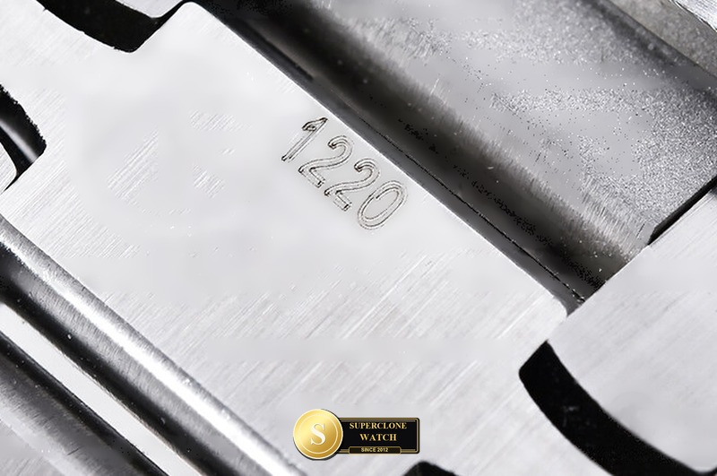 Audemars Piguet Ref. 15500 ZF - Crown Guard & Dial Lume Verification (Photo 20 of 33)