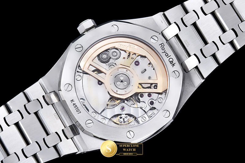Audemars Piguet Ref. 15500 ZF - On-Wrist Presence & Case Thickness View (Photo 21 of 33)