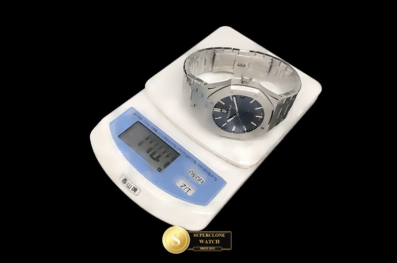 Audemars Piguet Ref. 15500 OCTA - On-Wrist Presence & Case Thickness View (Photo 29 of 29)